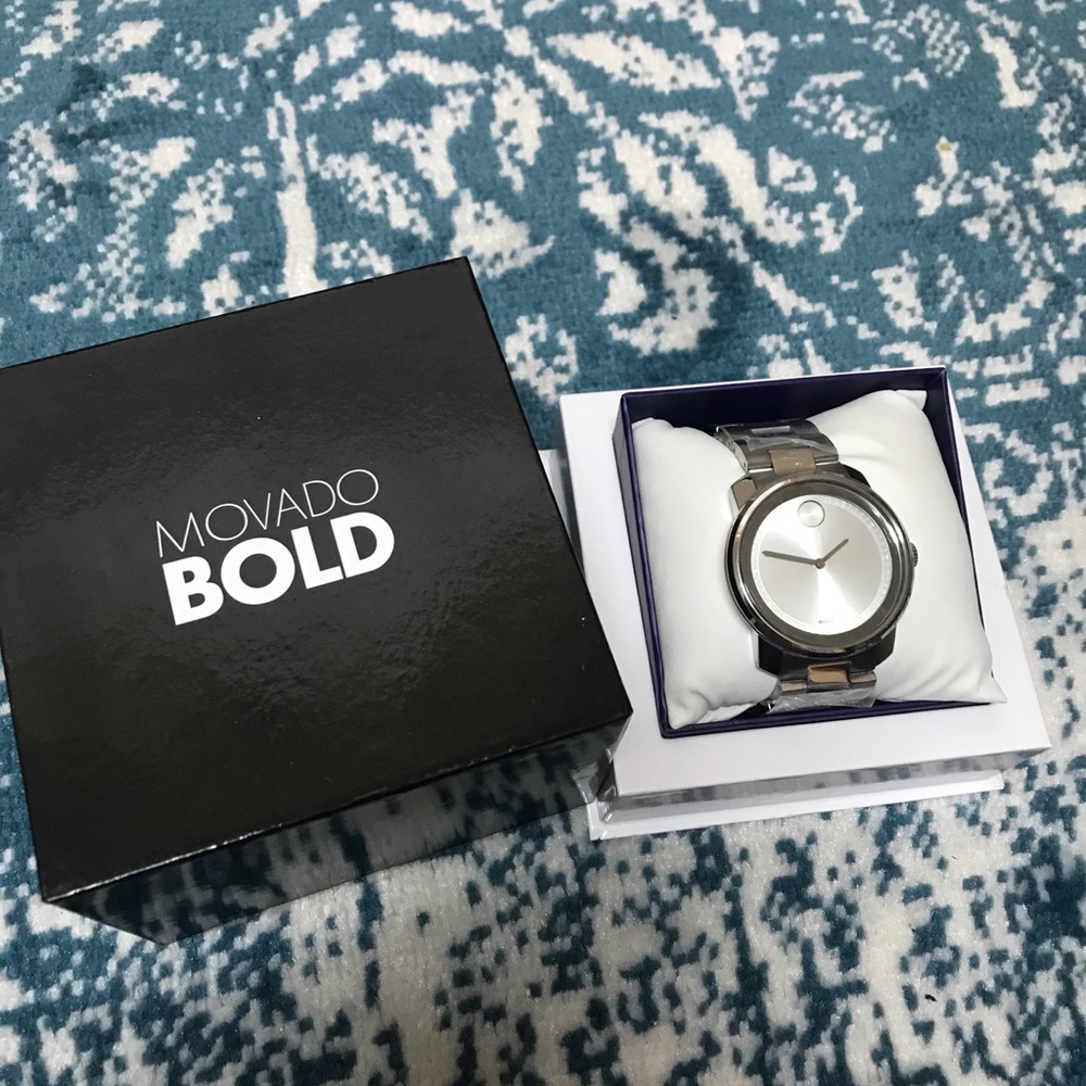 Nwt authentic silver movado bold watch